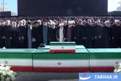 عکس: مراسم اقامه نماز بر پیکر امام شهید امت