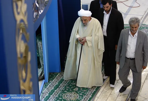 آيت الله مهدوي کنی