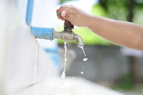 توضیح وزیر نیرو درباره قطعی شبانه آب