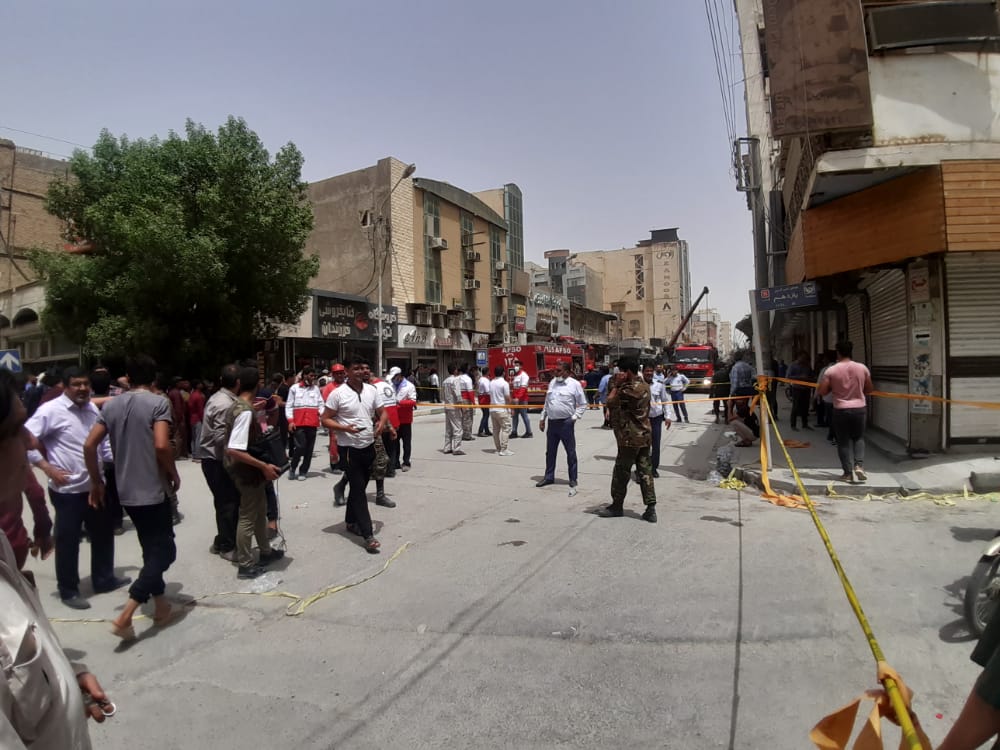 تابناک.