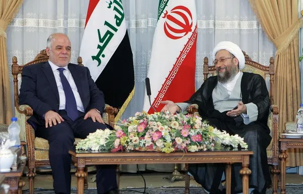 حیدر العبادی نخست وزیر عراق عصر سه شنبه با آیت الله صادق آملی لاریجانی رییس قوه قضاییه جمهوری اسلامی ایران دیدار وگفت گو کرد./IRNA
