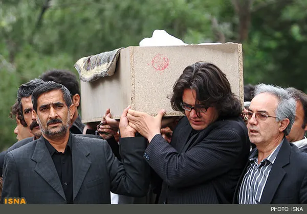 مراسم تشییع و خاکسپاری محمد قهرمان &ndash; شاعر، سه شنبه 31 اردیبهشت 1392