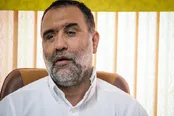 فهمیدم چشم راستم تخلیه شده است/گفتم فلانی مرا ببر گفت اجازه ندارم!