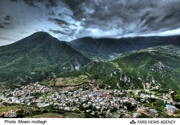 نمای زیبای روستای زیارت در جنوب شهر گرگان؛ پنجشنبه دهم اسفند ۱۳۹۱