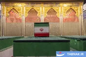 عکس: طواف پیکر شهدای خانواده رهبر شهید در جوار ضریح امام علی (ع)، سیدالشهدا (ع) و حضرت عباس (ع)