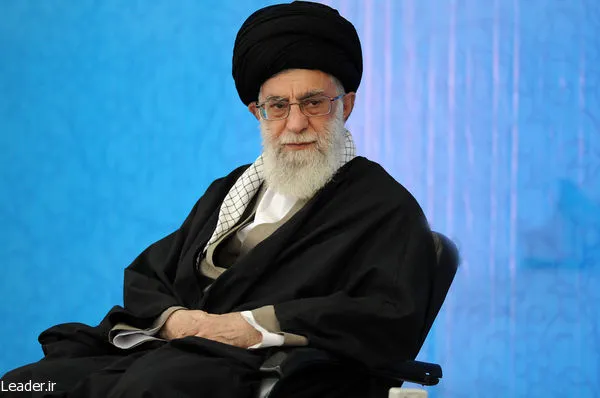 ديدار معلمان و اساتيد دانشگاه‌هاي خراسان شمالي با رهبر انقلاب

20/07/91