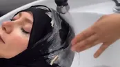 ویدیوی عجیب آرایشگر زن از آرایش روی چادر!