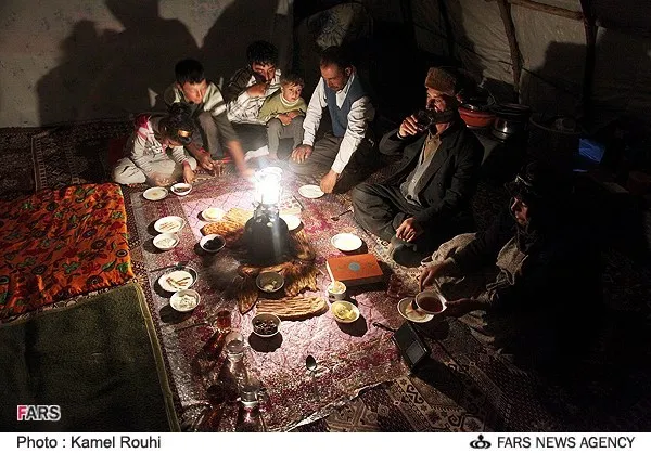 سفره افطار عشایر
شنبه ۲۲ تیر ۱۳۹۲
