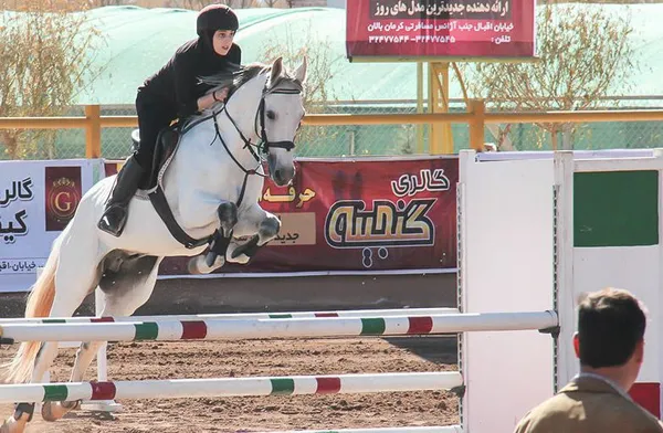 رقابت&zwnj;های پرش با اسب در کرمان./ISNA
