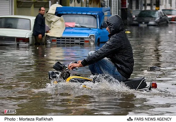آبگرفتگی و سیلاب در رشت