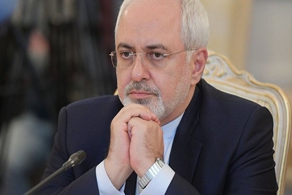 ایرانِ قاجاری در ذهن دیپلمات سابق؟! / آقای دیپلمات عینک تسلیم را بردارید ایرانِ قاجاری در ذهن دیپلمات سابق؟! / آقای دیپلمات عینک تسلیم را بردارید