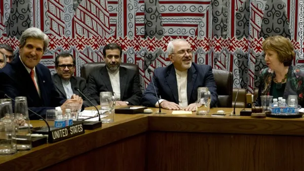 دور اول مذاکرات اتمی برای توافق نهایی میان ایران و گروه ۱+۵ تا اواخر بهمن ماه امسال در نیویورک انجام خواهد شد/ایرنا
