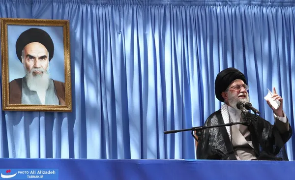 سخنرانی رهبر انقلاب در مراسم ارتحال امام