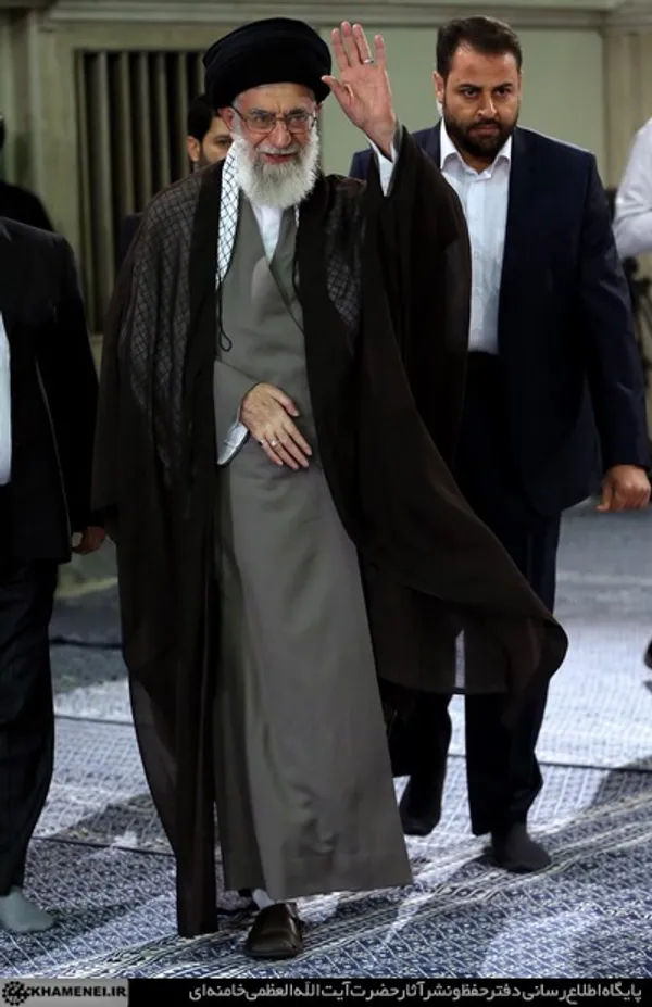 یب