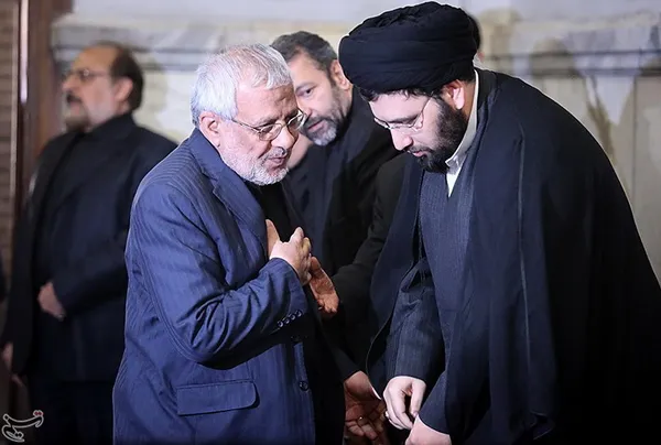 سید علی خمینی و اسدالله بادامچیان در مراسم ختم مرحوم حبیب الله عسگراولادی
