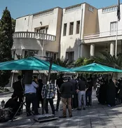 غیبت چند وزیر در حیاط دولت و سوال بی جواب خبرنگاران درباره فساد چای!