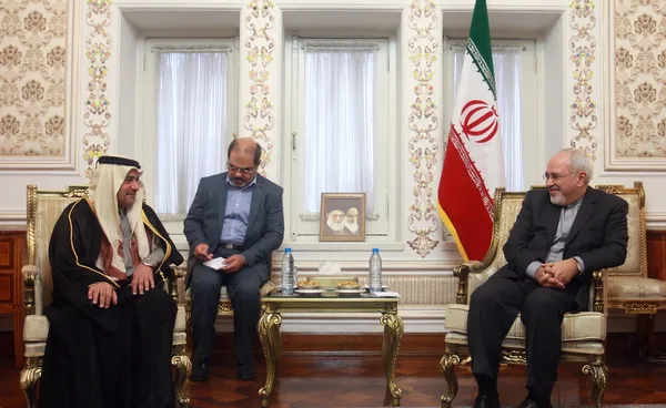 محمدجواد ظریف وزیر امور خارجه روز دوشنبه میزبان سفیر سابق تونس و سفیر جدید قطر در تهران بودIRNA
