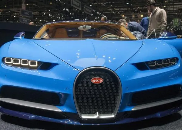 خودرو  Bugatti Chiron
