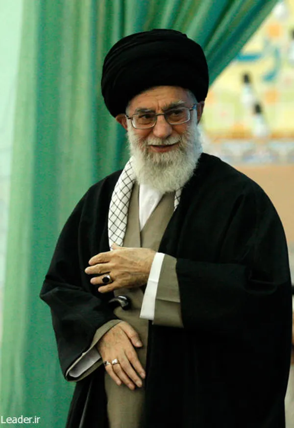 ديدار معلمان و اساتيد دانشگاه‌هاي خراسان شمالي با رهبر انقلاب

20/07/91