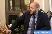 عکس: تصویر تازه مازیار لرستانی در کنار مادرش