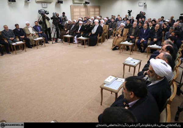 دیدار رهبری با کارگزاران حج