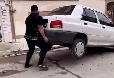 جابجا کردن پراید به سادگی دمبل!