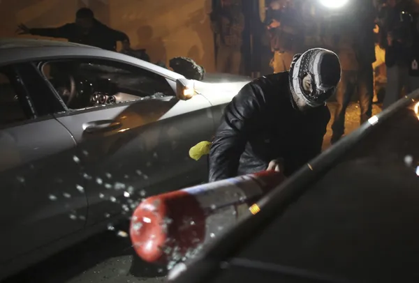 اعتراضات خشونت بار در سائوپولو به برگزاری مسابقات جام جهانی فوتبال/Reuters
