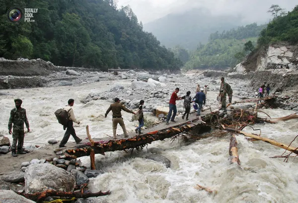 جاری شدن سیل در هند
STRINGER/INDIA/REUTERS
