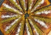 طرز تهیه قیقناخ مغزدار