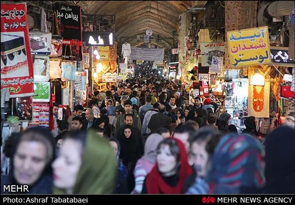 علی رغم گرانی ها و تورم ولی بوی عید مردم را به بازار کشانده تا خود را به هر طریق مهیای جشن بزرگ ملی ایرانی ها کند. شنبه ۱۲-۱۲-۹۱