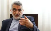 تندروی علیه سیاست‌های نظام، بازی در زمین دشمن است / برخی‌ها دشمن شادکن هستند