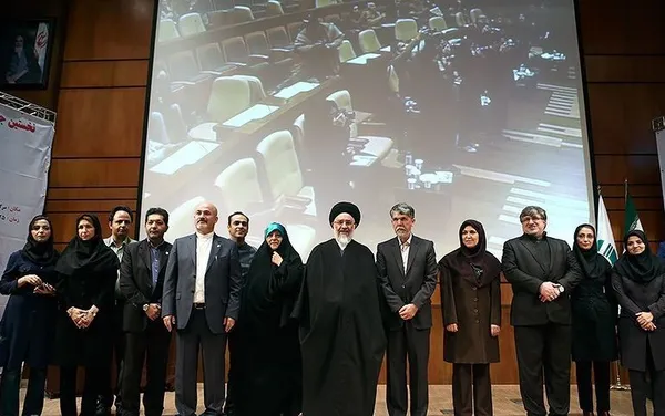 نخستین جشنواره کتاب سال محیط زیست./TASNIM
