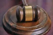 صدور دستور توقیف اموال برای ۱۰۰  خائن به وطن