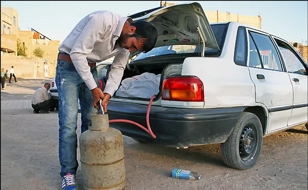 سوختگیری غیرمجار گاز مایع در قم/مهر