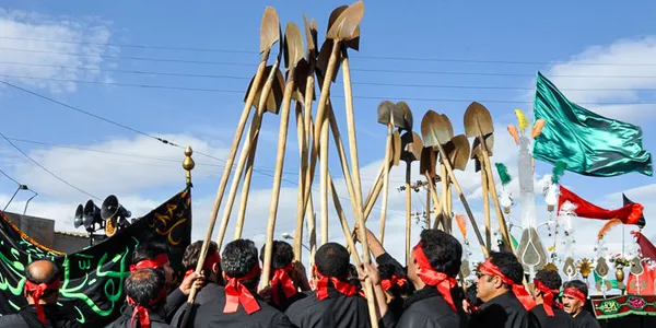 آیین سنتی بیل زنی در روز عاشورا در خوسف بیرجند./ISNA
