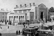 چه کسی در ایران برای اولین‌بار وام گرفت؟