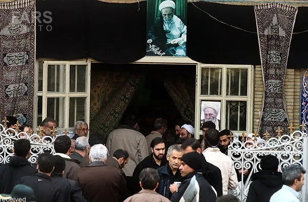 اولین سالگرد مرحوم آیت&zwnj; الله مجتبی تهرانی در مسجد جامع بازار تهران