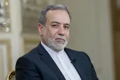واکنش عراقچی به احتمال واگذاری پرونده مذاکرات به لاریجانی