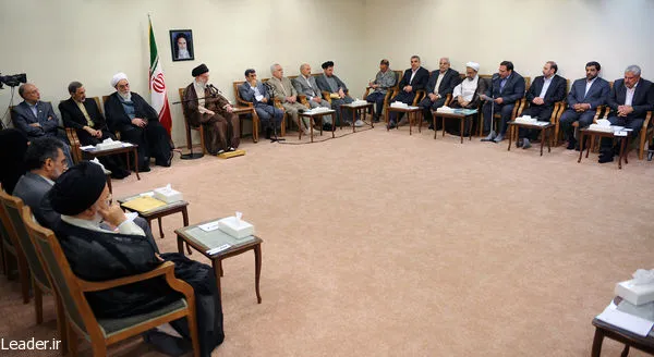 افطاری رهبر انقلاب و دولت