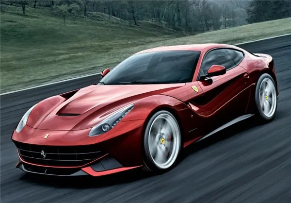 Ferrari F12 Berlinetta شتاب از صفر به 100 در 3.1 ثانیه و سرعت 340 کیلومتر در ساعت.