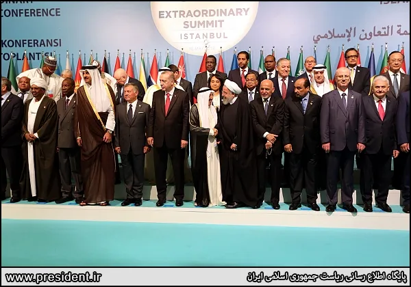 عکس یادگاری سران سازمان همکاری اسلامی در استانبول 