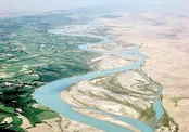 حقآبه ایران از رودخانه هیرمند به طور کامل تامین شود