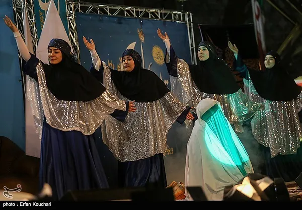 ویژه برنامه بر آستان جانان در میدان امام حسین(ع)
پنج&zwnj;شنبه ۲۷ تیر ۱۳۹۲
