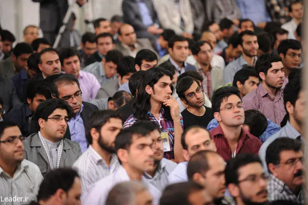 رهبر معظم انقلاب در دیدار نخبگان جوان کشور