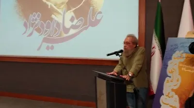 فراستی بالاخره از یک فیلمساز تعریف کرد