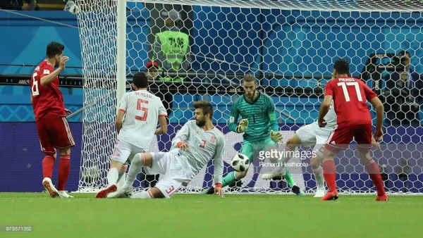 لحظه گل مردود ایران مقابل اسپانیا.