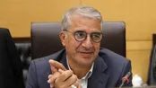 با کالابرگ مردم دیگر ۱۰ قلم کالا هم نمی‌توانند بخرند/ درباره بنزین باید عدالت برقرار شود