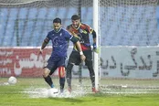تصاویر باران شدید که موجب لغو بازی لیگ برتر شد