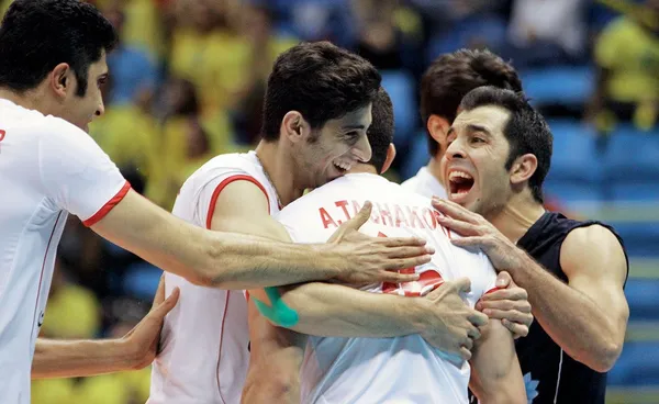 تیم ملی والیبال ایران در سومین بازی خود در لیگ جهانی سال ۲۰۱۴ عصر روز جمعه در سالن جی ناسیو شهر سائوپائلو با نتیجه سه بر دو مغلوب تیم برزیل شد. /FIVB

