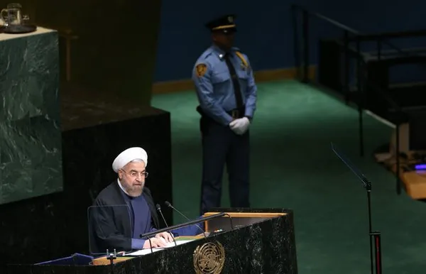 رئیس&zwnj;جمهور در سازمان ملل متحد سخنرانی کرد.حجت الاسلام&zwnj;والمسلمین حسن روحانی اظهار داشت: اگر رویکرد درست برای مواجهه با افراطی&zwnj;گری و خشونت اتخاذ نشود، به سمت منطقه&zwnj;ای، ناآرام و پرتلاطم با بازتاب&zwnj;های جهانی، خواهیم رفت. راه&zwnj;حل درستِ برخورد با این مسئله هم، نه از بیرون بلکه با محوریت و ابتکار درونی و البته همکاری&zwnj;های بین&zwnj;المللی قابل تصور است./ISNA
